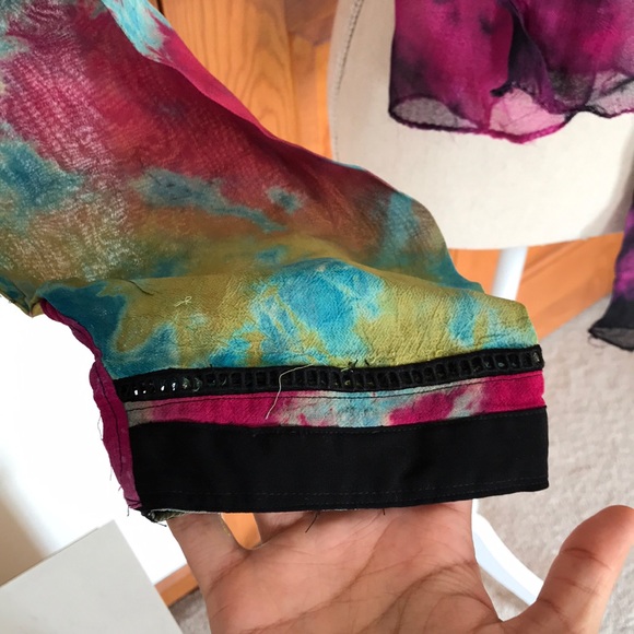 Kids Embroidery Thread And Dabka Work Suit - Picture 3 of 5